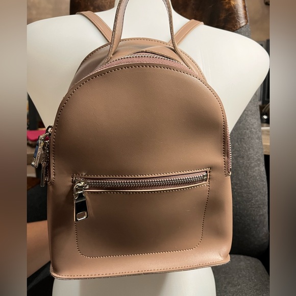 Niche mini bagpack - Picture 3 of 11